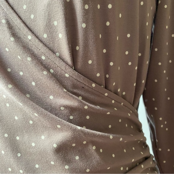 BODEN dotty surplice top, ruched stretch knit, taupe with white dots, UK brand - Picture 3 of 8